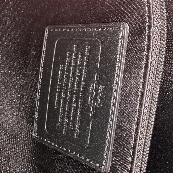 Authentic Coach Purse 👛 - Picture 4 of 4